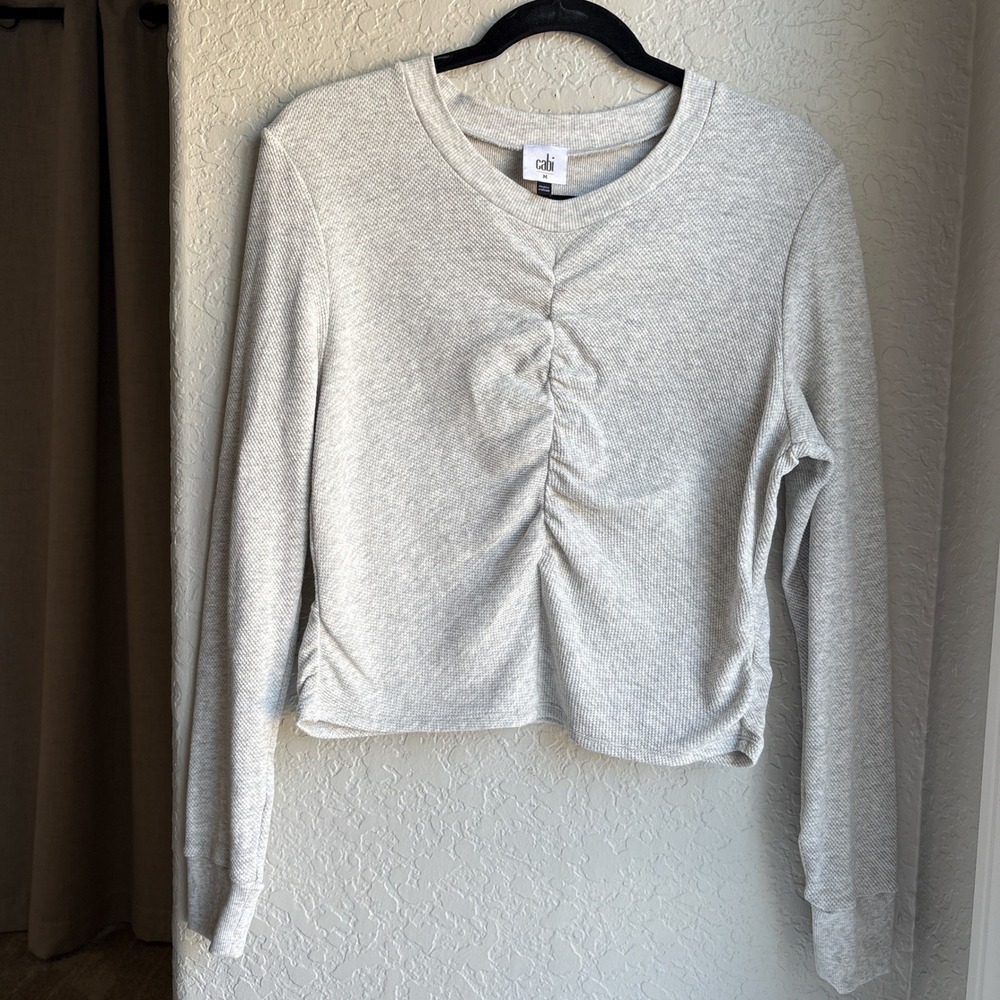 Cabi‎ Womens M Long Sleeve Thermal Chaser Tee Gray Ruched Front Knit Pullover
